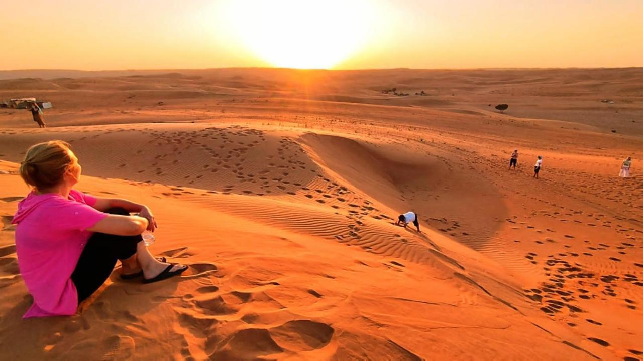 แซนด์ ดีไลท์ แคมป์ Hotel Al Wasil ภายนอก รูปภาพ