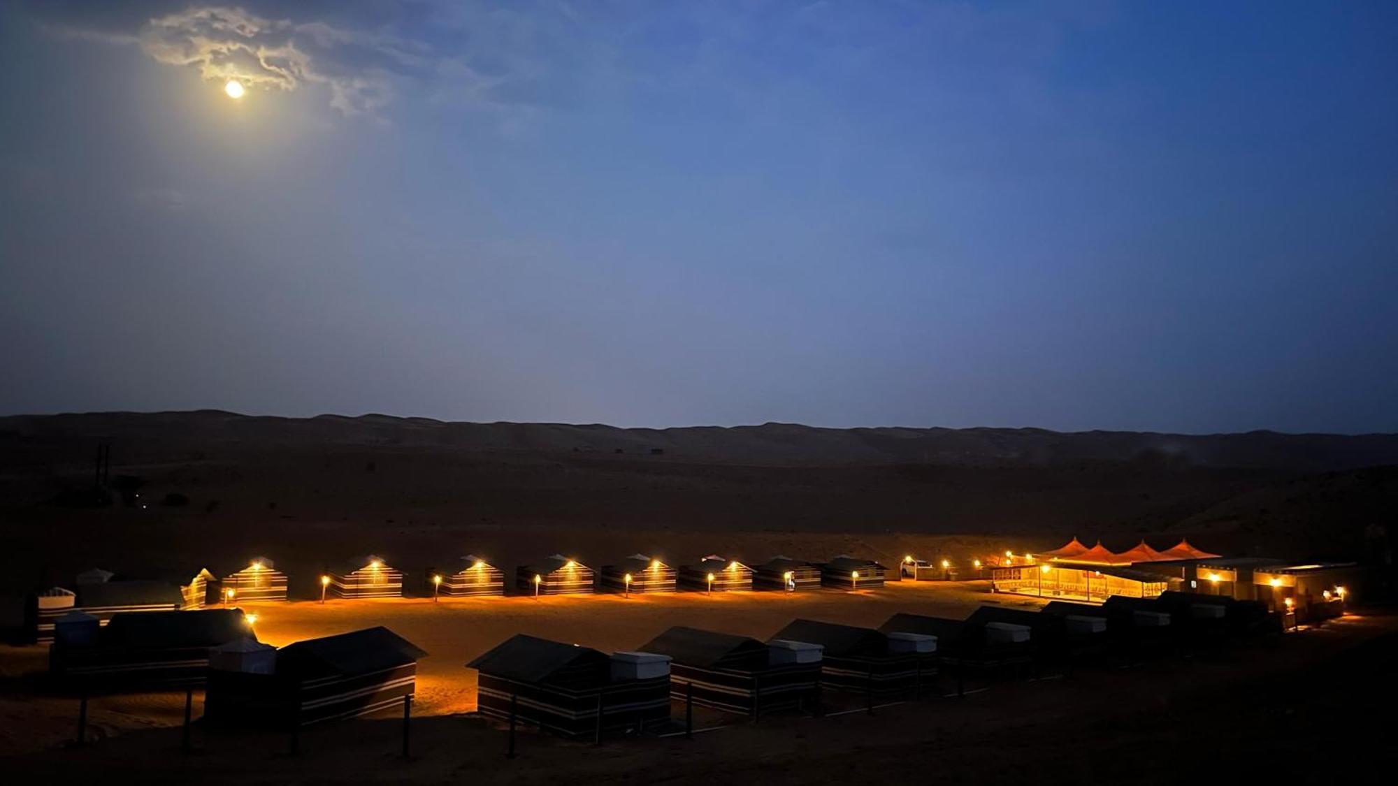 แซนด์ ดีไลท์ แคมป์ Hotel Al Wasil ภายนอก รูปภาพ