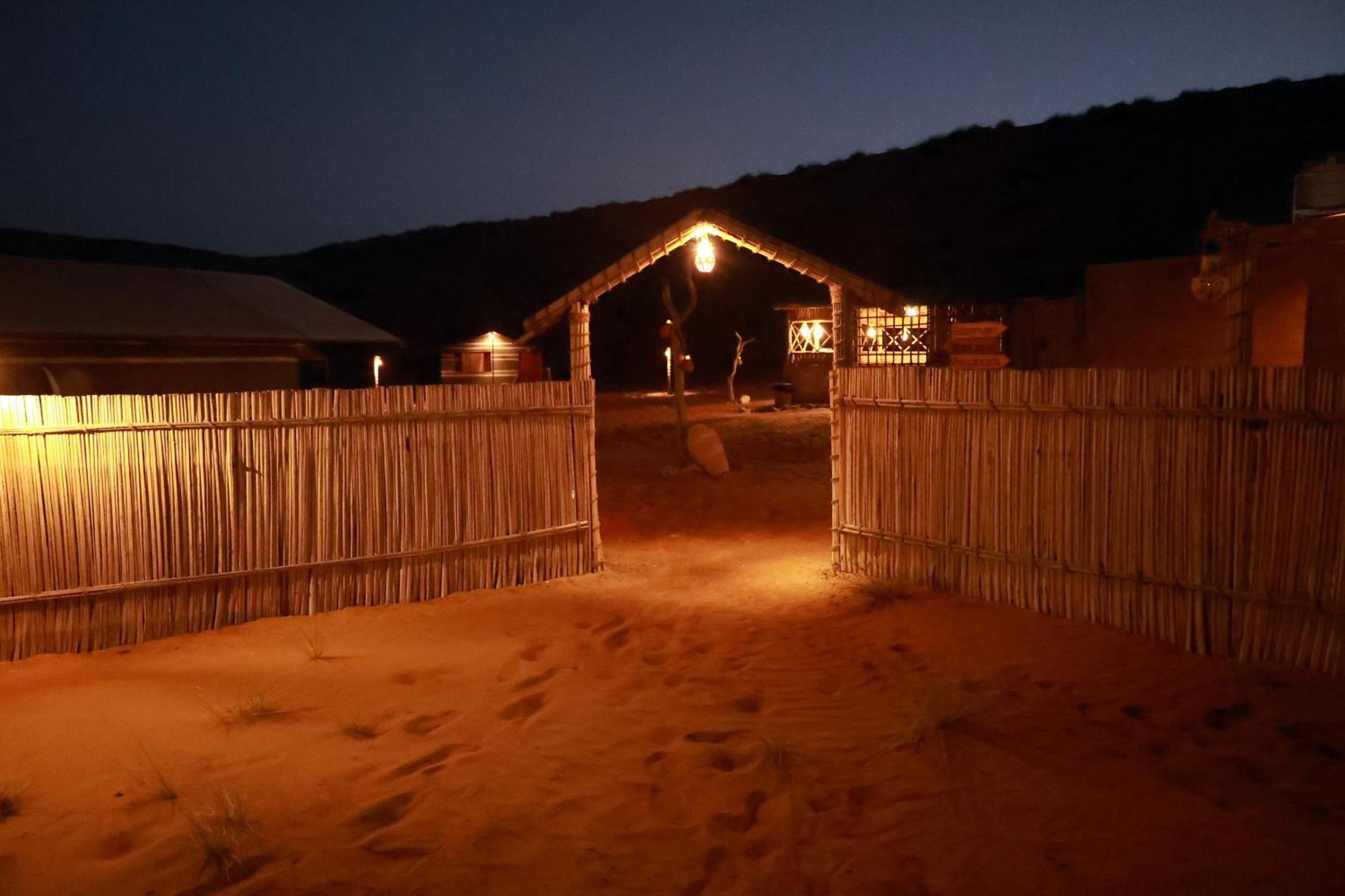 แซนด์ ดีไลท์ แคมป์ Hotel Al Wasil ภายนอก รูปภาพ