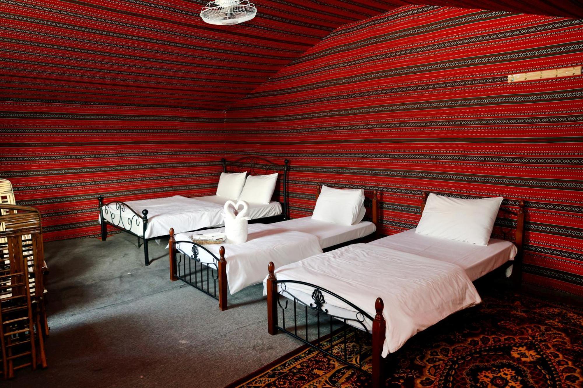 แซนด์ ดีไลท์ แคมป์ Hotel Al Wasil ภายนอก รูปภาพ
